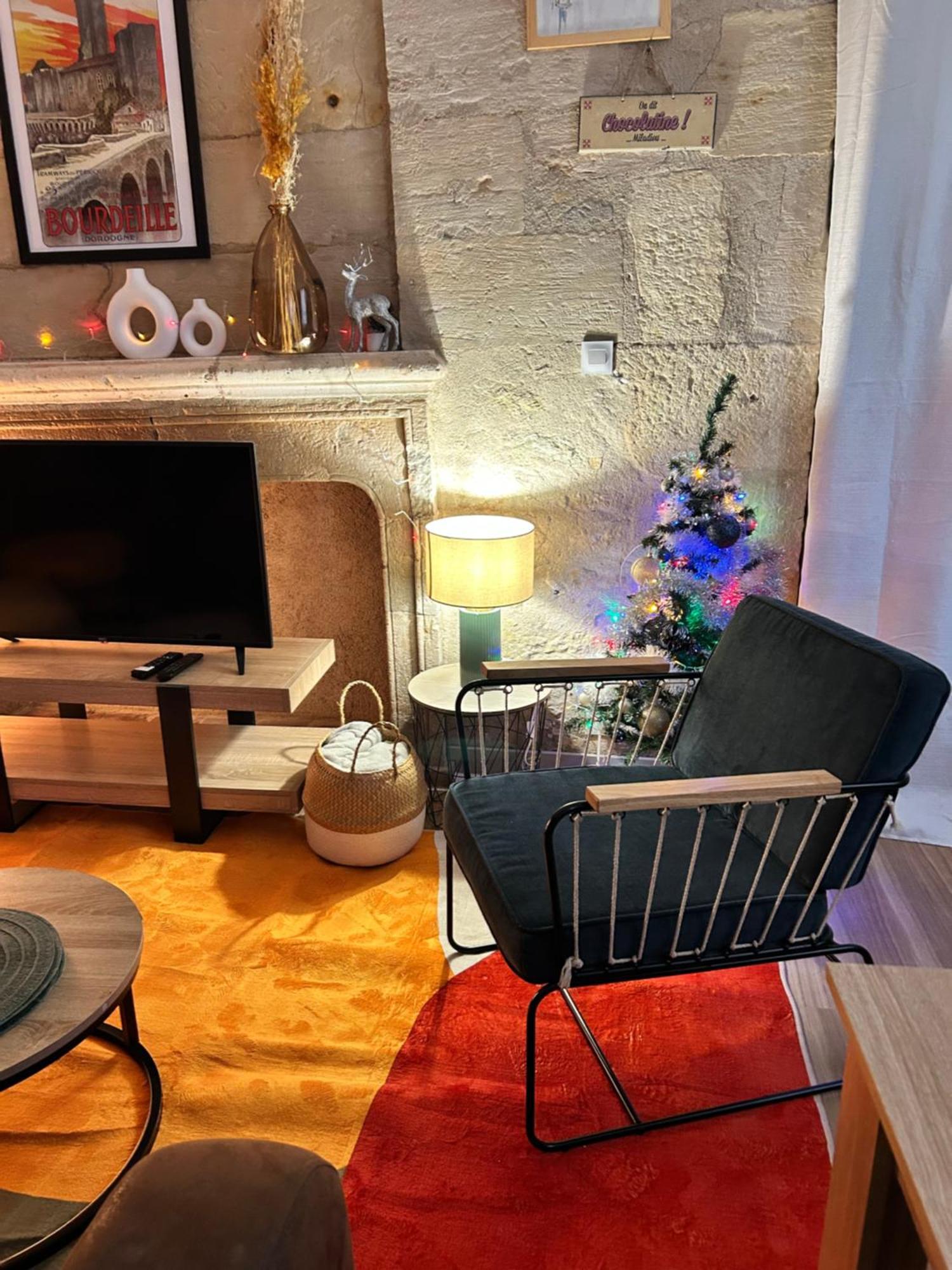 La Renaissance Apartment เปรีเกอ ภายนอก รูปภาพ