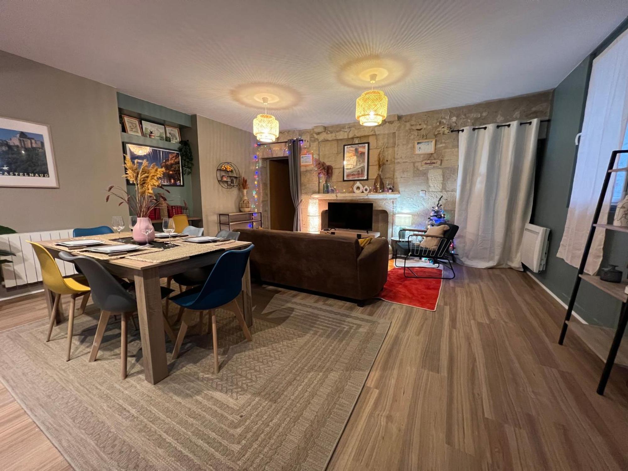 La Renaissance Apartment เปรีเกอ ภายนอก รูปภาพ