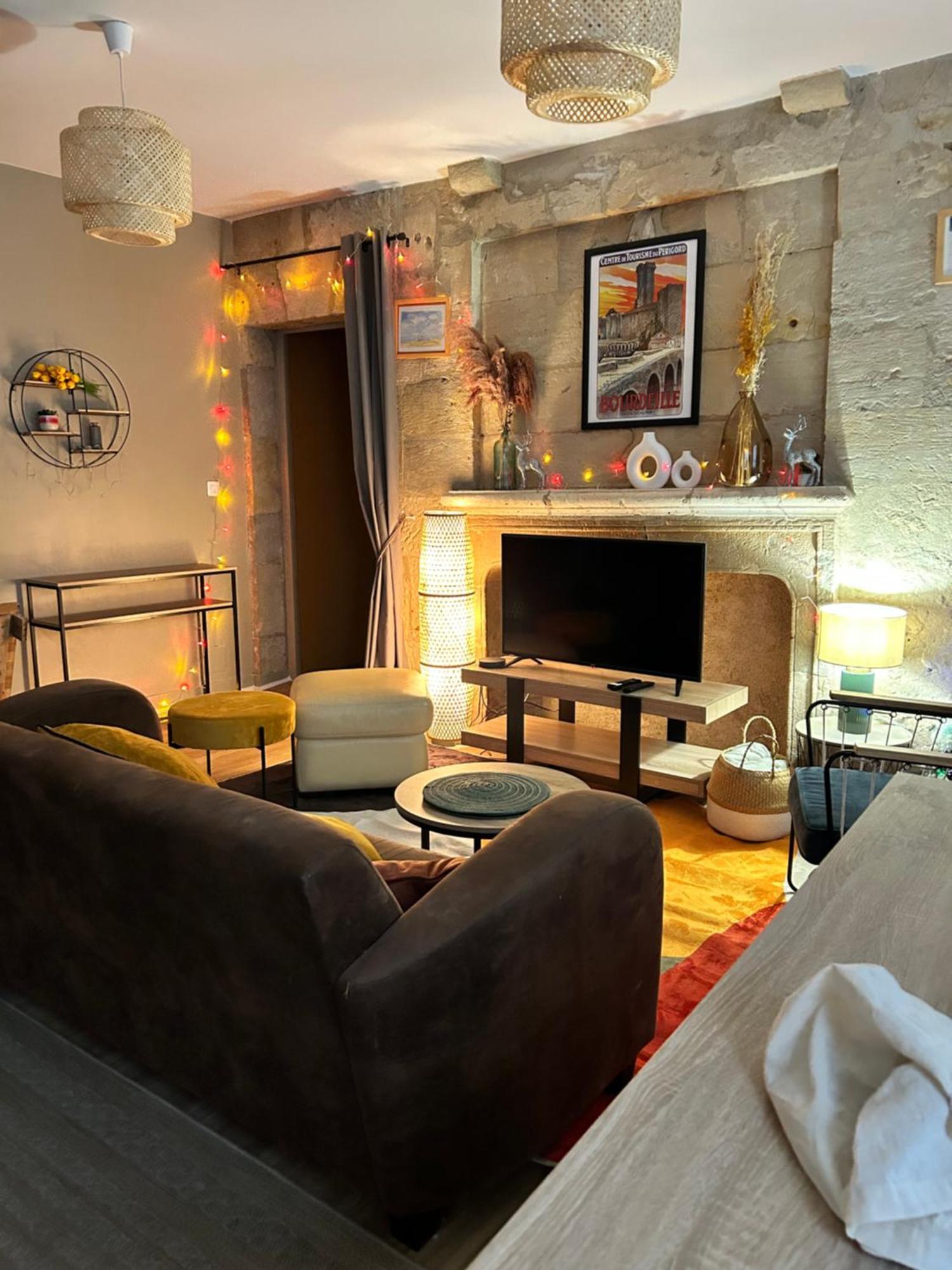 La Renaissance Apartment เปรีเกอ ภายนอก รูปภาพ